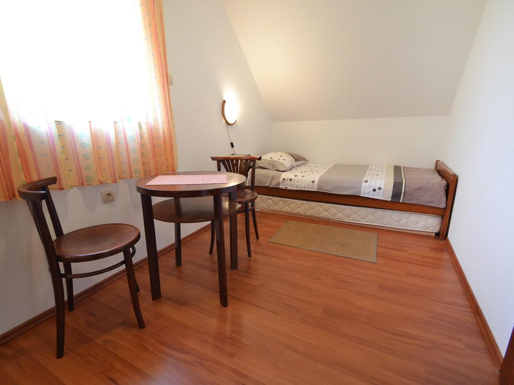 Holiday Home Coprnicka Hisa Skrad Exterior foto